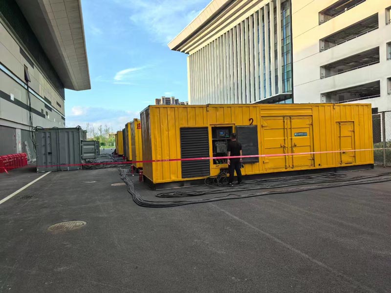 锡林浩特柴油发电机冬季保养注意事项？